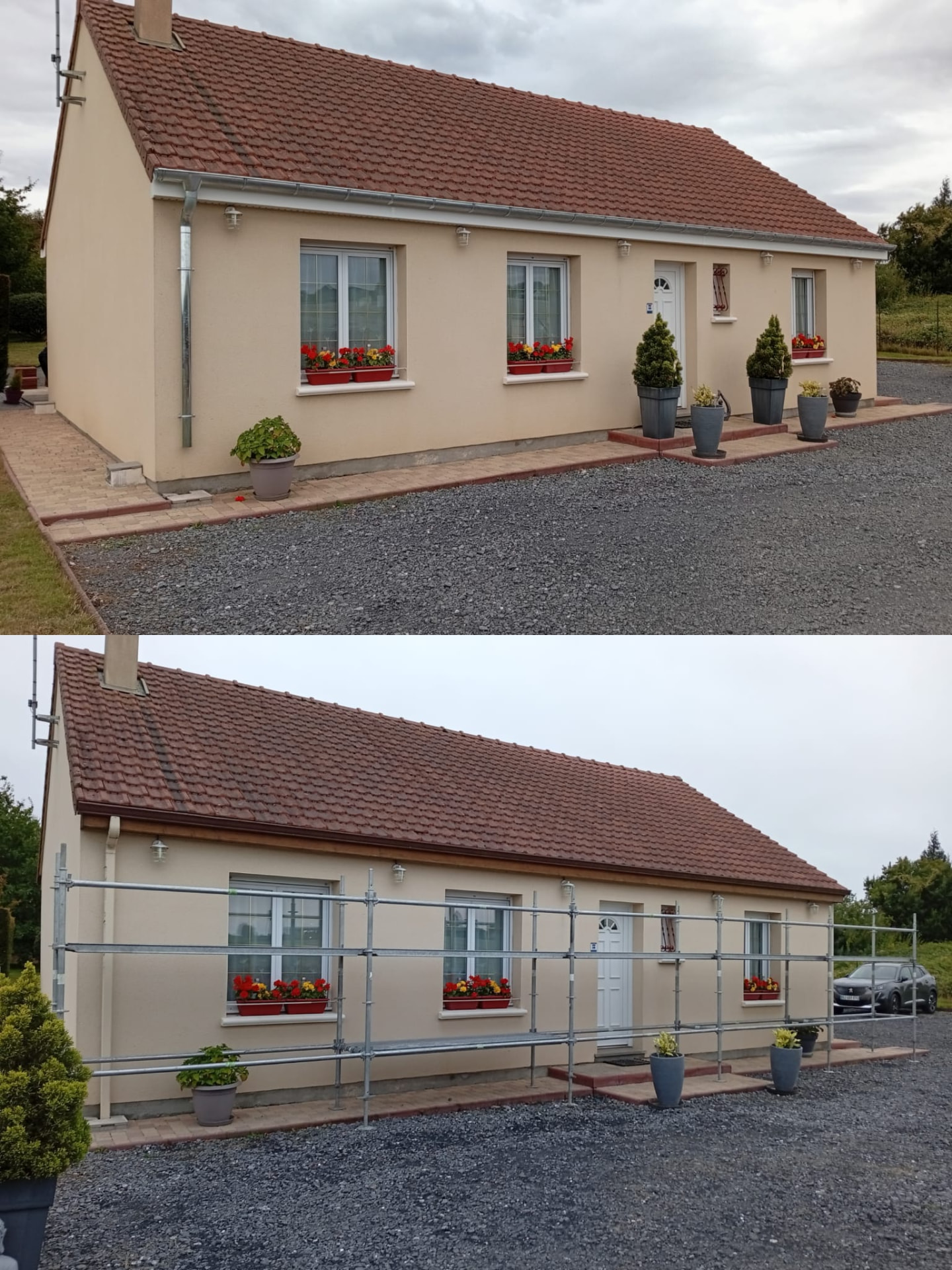 Maison rénovée avec toiture en tuiles rouges et échafaudage